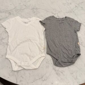 Burt’s Bees Baby Organic Cotton Bodysuits 2 Pack 0-3M
